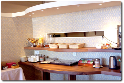 Salle petits-déjeuners