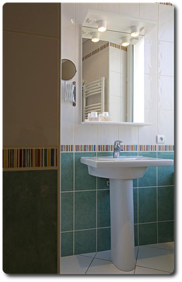 Salle de bains toute équipée